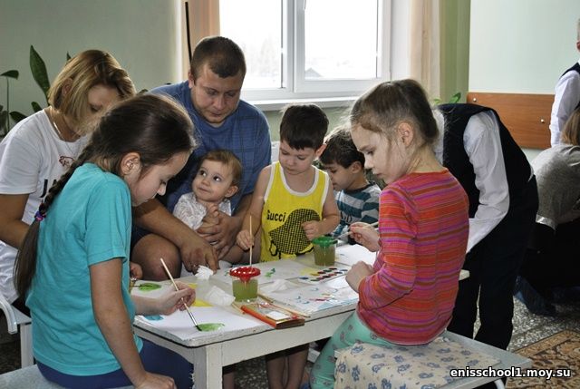 http://enisschool1.moy.su/arhiv/2018-2019/22022019/L6KIZbESByU.jpg