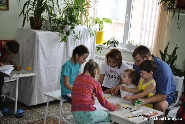 http://enisschool1.moy.su/arhiv/2018-2019/22022019/ZV88GC4raFw.jpg