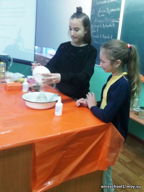 http://enisschool1.moy.su/arhiv/2018-2019/rs/jui-001.jpg